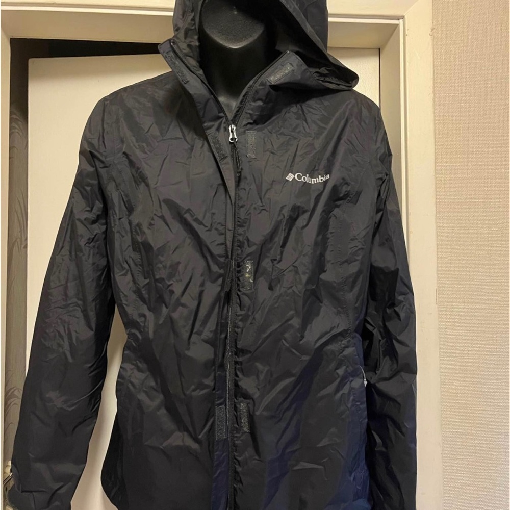 Columbia Men's Black Hooded Jacket